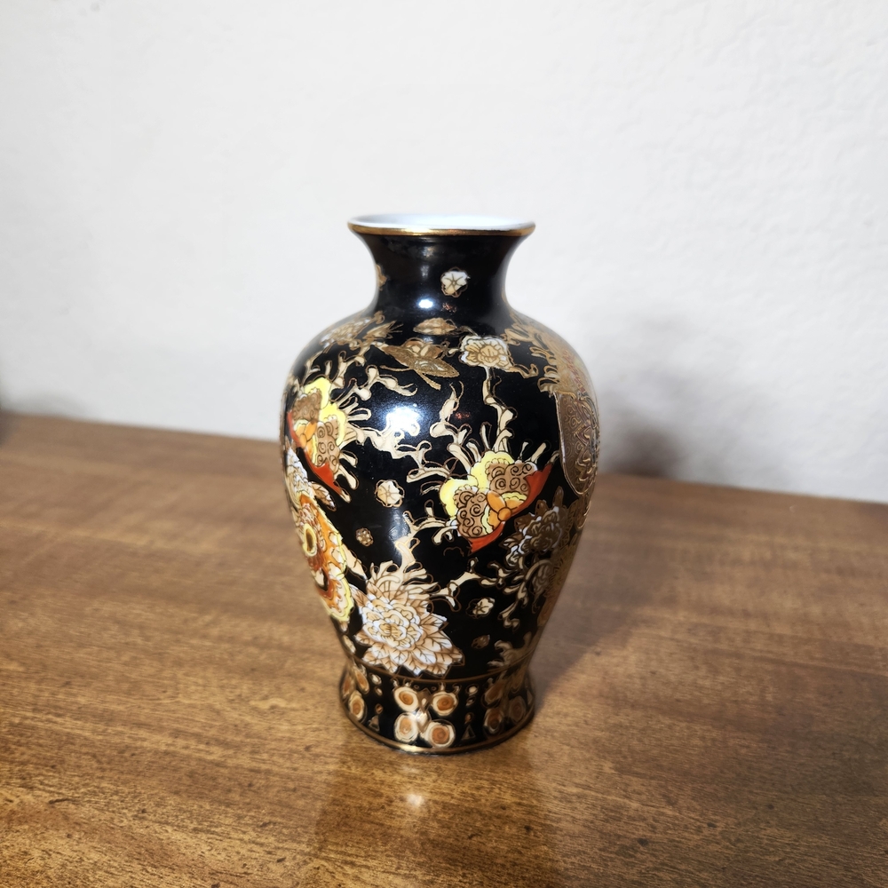 Vintage Elegant Hand Painted Floral Porcelain Vase Black and Gold 5 1/2" - Picture 2 of 6